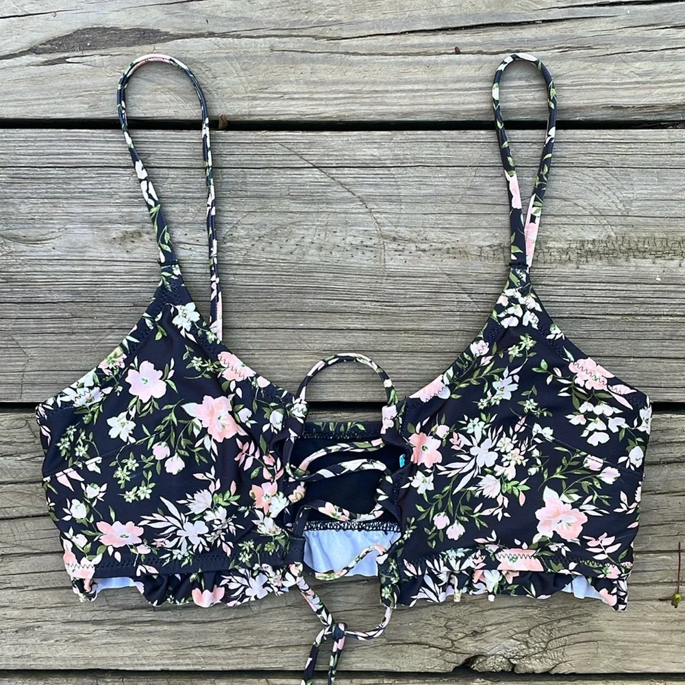 H&M Floral Print Lace-up Bikini Top